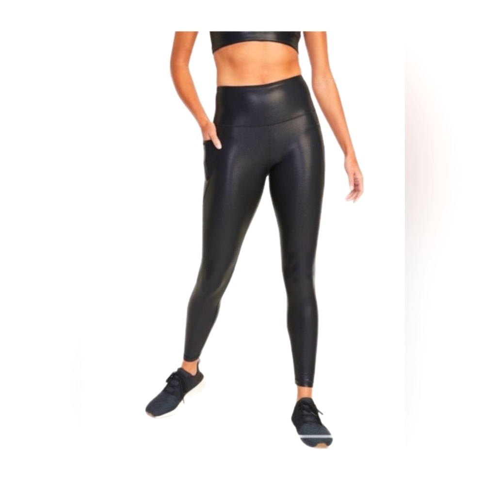 Tapout Slimming Black Pearl Leggins w pockets Sz M